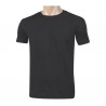 Camiseta manga corta.